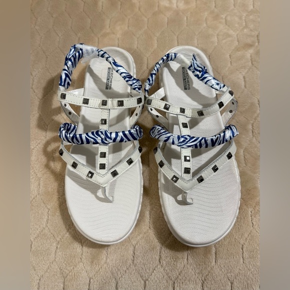 Skechers Goga Mat White Blue Studded Strappy Sandals - Picture 1 of 4